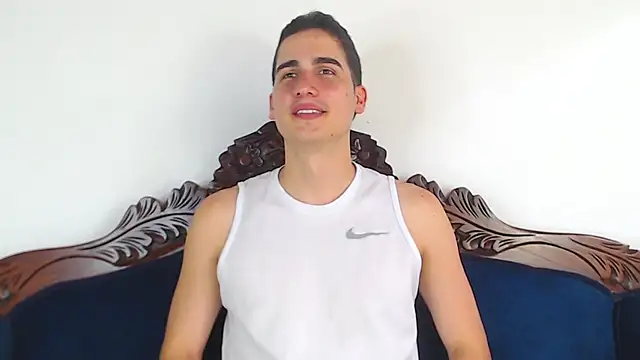 ryanlevi1 online show from 03-03-26, 08:38