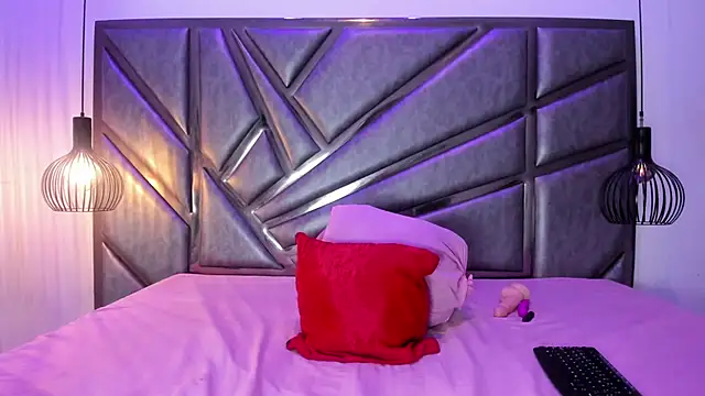 DakotaaHills online show from 02-26-26, 03:23