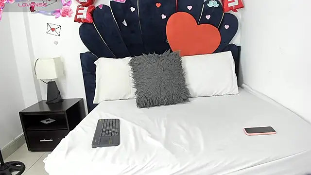 Greycy-and-Jack online show from 02-28-26, 03:00