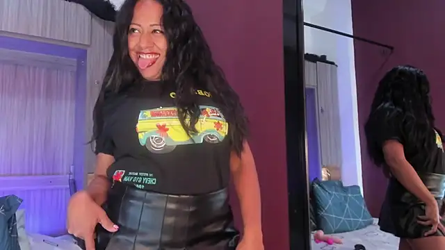 AllieBennet online show from 04-21-26, 07:42