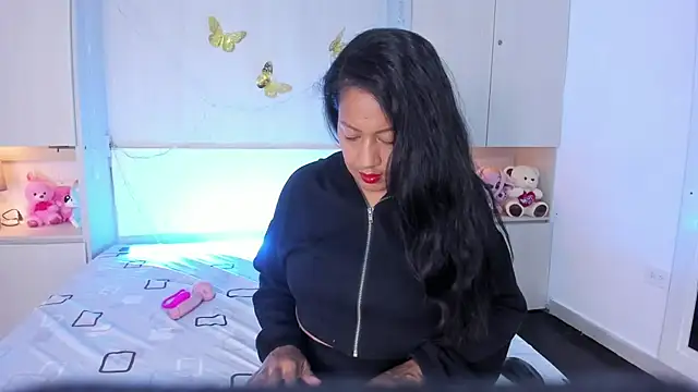 AllieBennet online show from 04-08-26, 08:43