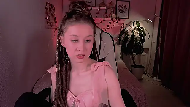 tsunamy pink online show from 02-20-26, 02:41