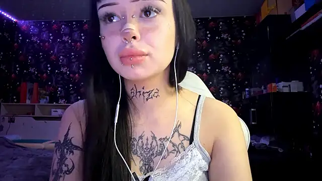 Luna Sohotti online show from 02-22-26, 03:35