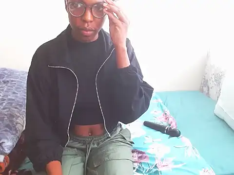 ChocoSlenderXXX online show from 06-04-26, 08:08