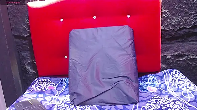 violet angel13 online show from 04-14-26, 02:44