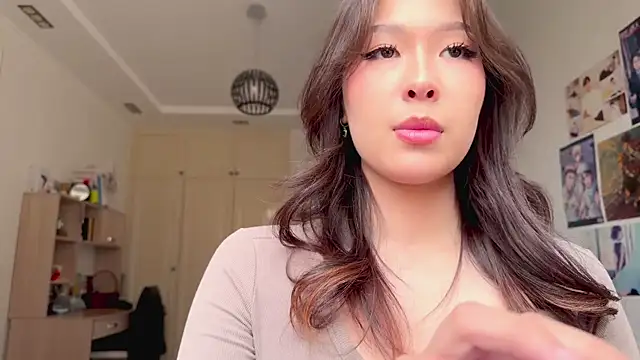 HannaOreo online show from 04-13-26, 07:34