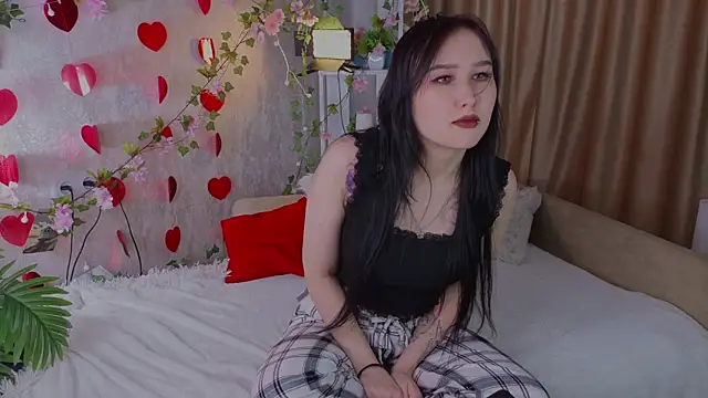 ThoraHaring online show from 02-25-26, 04:45