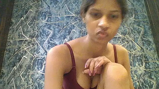 Snapshot of Rani1993 chatting on 04-28-26, 07:07 Rani1993 online show from 04-28-26, 07:07