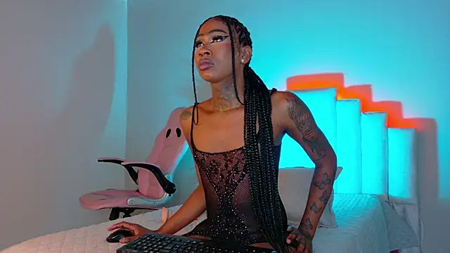 Snapshot of Sheinny_brown1 chatting on 02-23-26, 10:10 Sheinny brown1 online show from 02-23-26, 10:10