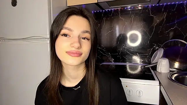 Kosandra k online show from 04-05-26, 01:07