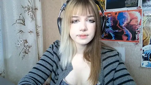 Snapshot of MilaTyan chatting on 06-01-26, 03:22 MilaTyan online show from 06-01-26, 03:22