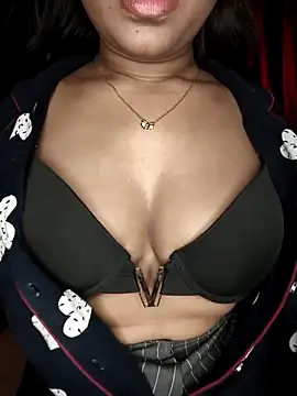 LINNI 3 online show from 02-25-26, 04:51