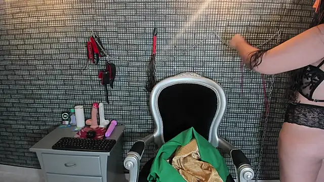 hillary bigbutt online show from 04-05-26, 03:40