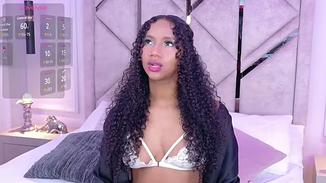 Chloe-Rose- online show from 03-26-26, 04:00