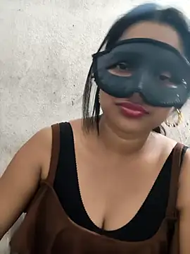 Snapshot of Cute-aryaa chatting on 04-19-26, 05:14 Cute-aryaa online show from 04-19-26, 05:14