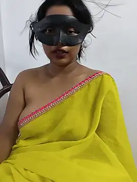 Snapshot of Cute-aryaa chatting on 06-14-26, 02:24 Cute-aryaa online show from 06-14-26, 02:24