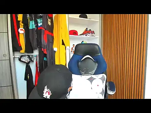 yandi hot online show from 02-16-26, 06:17