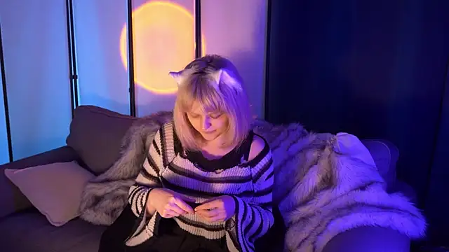 Snapshot of pocketwaifu chatting on 03-23-26, 12:22 pocketwaifu online show from 03-23-26, 12:22