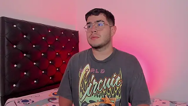 Snapshot of Joseph_connor5 chatting on 03-01-26, 01:38 Joseph connor5 online show from 03-01-26, 01:38