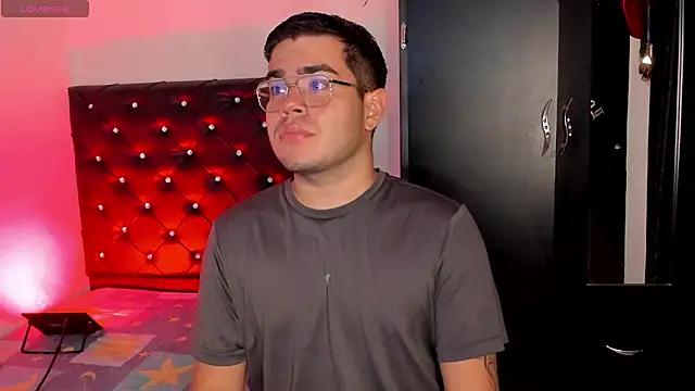 Joseph connor5 online show from 04-09-26, 06:15