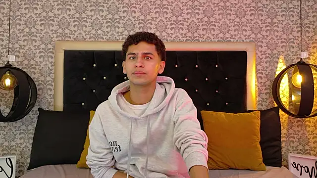 Snapshot of Dark_Sultan chatting on 02-19-26, 07:33 Dark Sultan online show from 02-19-26, 07:33