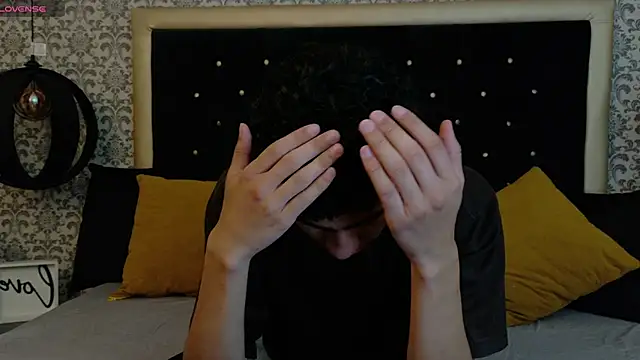 Snapshot of Dark_Sultan chatting on 02-27-26, 08:08 Dark Sultan online show from 02-27-26, 08:08