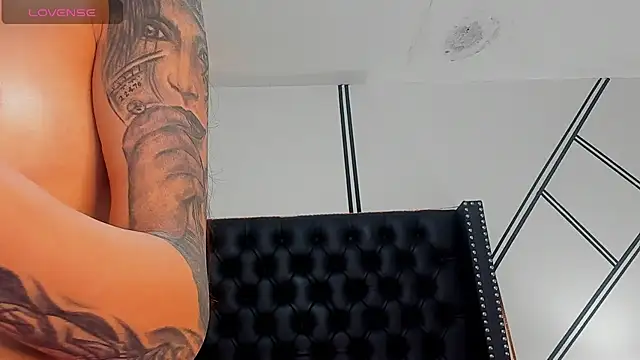 Snapshot of evangeline_valencia chatting on 02-19-26, 09:34 evangeline valencia online show from 02-19-26, 09:34