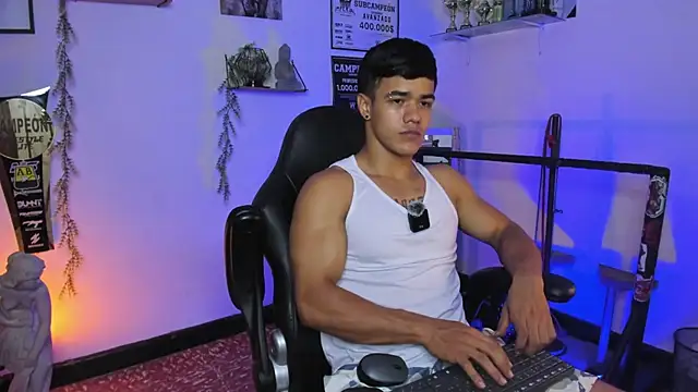 Rob zaens33 online show from 03-11-26, 04:34