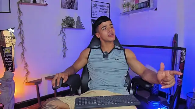 Rob zaens33 online show from 03-05-26, 02:35