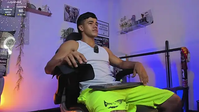 Rob zaens33 online show from 03-23-26, 04:07