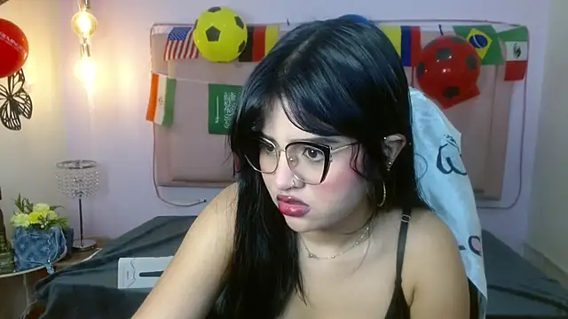 mila quin online show from 06-21-26, 12:33