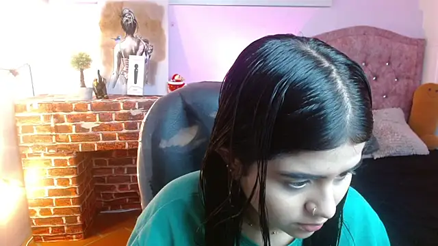 mila quin online show from 04-05-26, 12:56