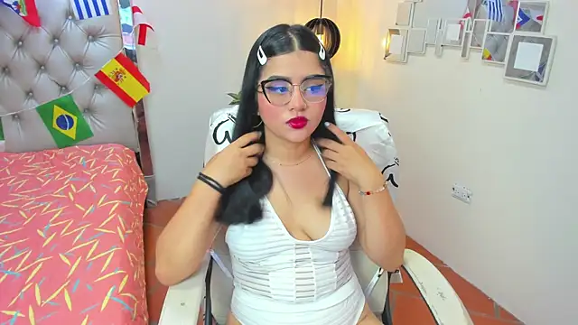 mila quin online show from 06-19-26, 08:03