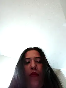 Snapshot of luna29 chatting on 04-17-26, 01:03 luna29 online show from 04-17-26, 01:03