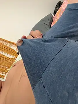 Snapshot of Damian1_ST chatting on 03-01-26, 04:01 Damian1 ST online show from 03-01-26, 04:01