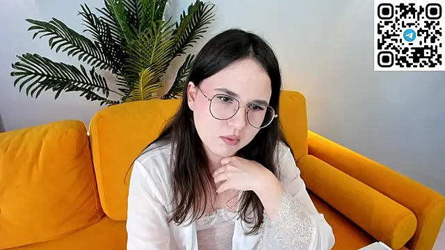 leylamirage online show from 06-25-26, 12:21