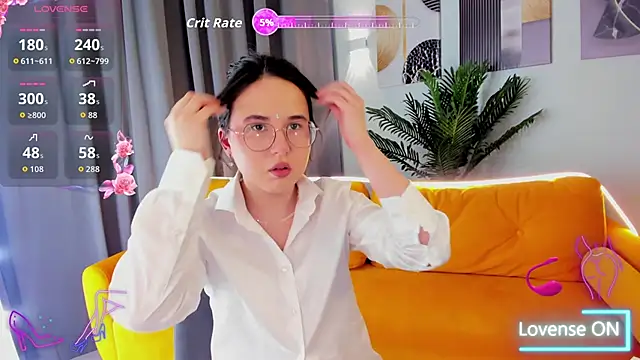 Snapshot of leylamirage chatting on 05-15-26, 12:25 leylamirage online show from 05-15-26, 12:25