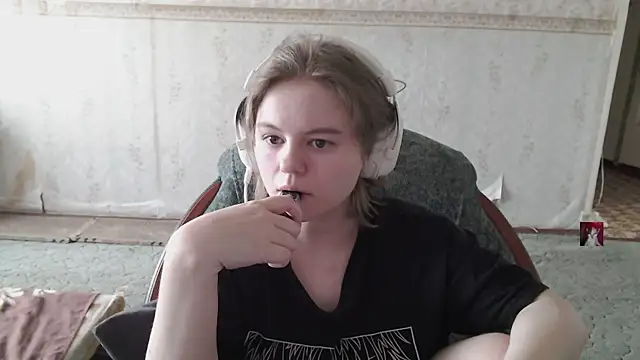 Snapshot of chupep_suchka chatting on 02-21-26, 10:50 chupep suchka online show from 02-21-26, 10:50