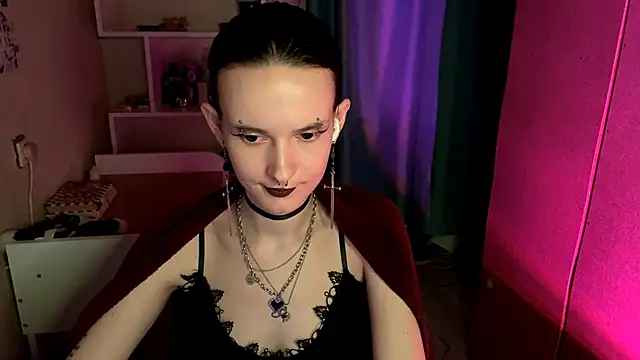 Snapshot of MabelDefina chatting on 05-04-26, 05:11 MabelDefina online show from 05-04-26, 05:11