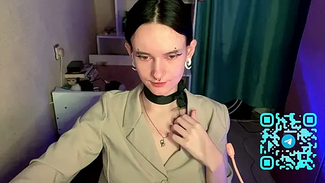 MabelDefina online show from 04-15-26, 12:10