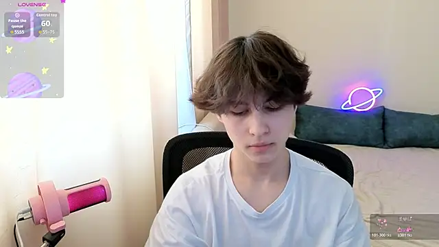  LukaHayes  online show from 04-10-26, 02:02