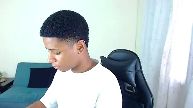 liiam3 online show from 03-03-26, 09:00