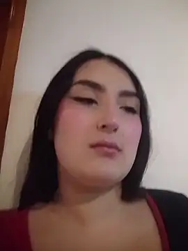 Snapshot of zoe_moon__ chatting on 05-29-26, 01:39 zoe moon online show from 05-29-26, 01:39