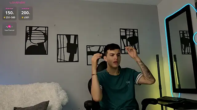 nico pelusa online show from 04-10-26, 10:33