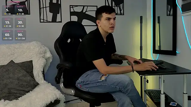 nico pelusa online show from 04-09-26, 10:43