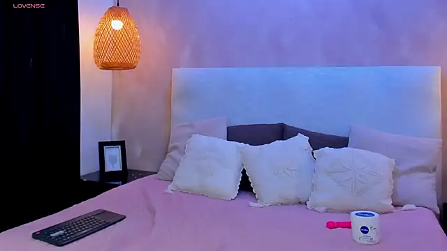 AnnyCruise149 online show from 02-28-26, 07:24