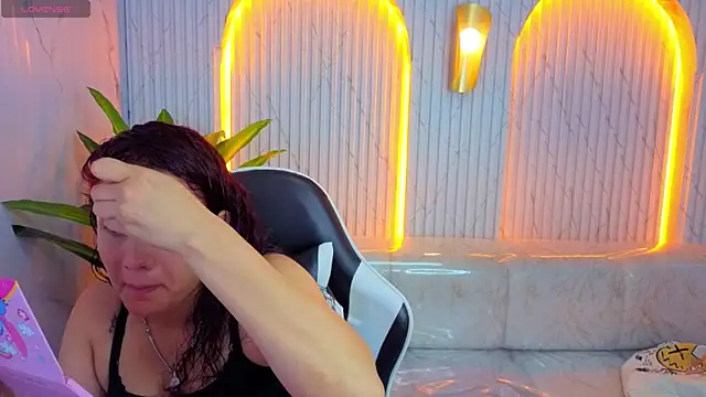 Natasha  tp online show from 06-11-26, 12:46