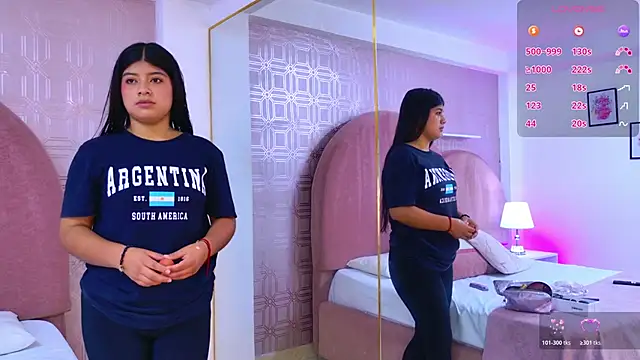 Khloe Moon online show from 04-17-26, 07:49