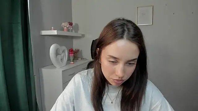Snapshot of AdeleSolo chatting on 04-30-26, 12:45 AdeleSolo online show from 04-30-26, 12:45