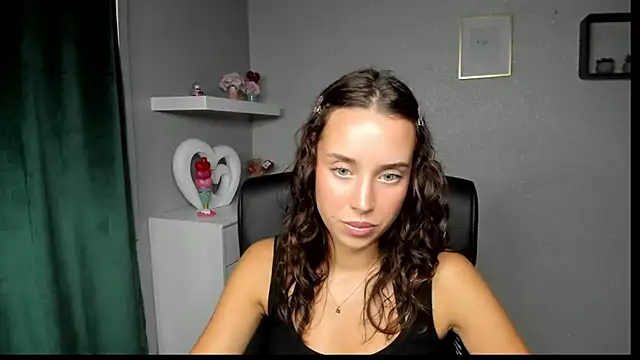 Snapshot of AdeleSolo chatting on 07-19-26, 11:40 AdeleSolo online show from 07-19-26, 11:40
